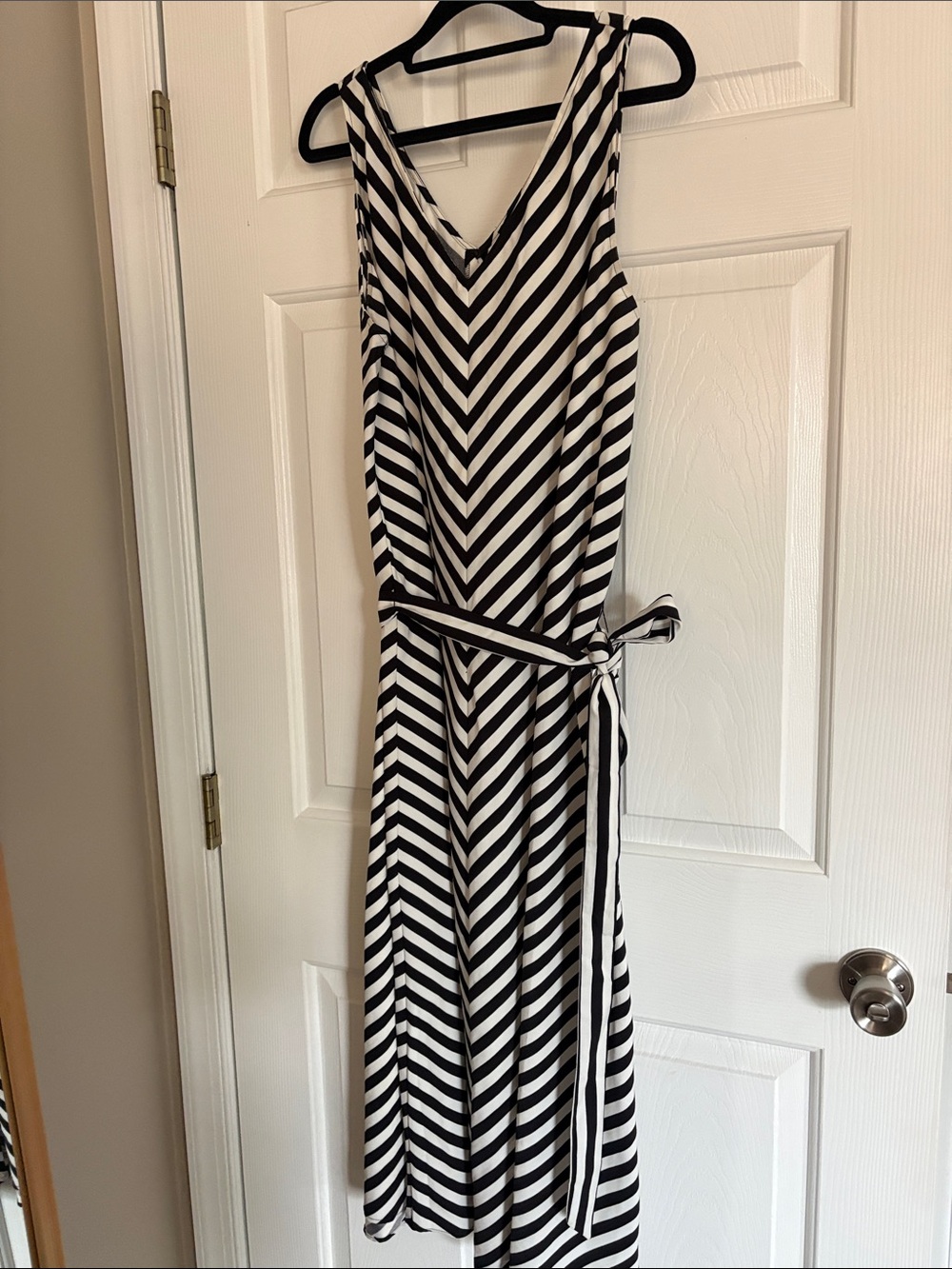 Ann Taylor Black and White Striped V-Neck Maxi Dress with Tie Waist